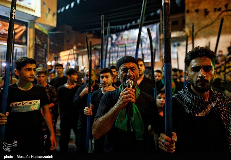 عزاداری مردم گرگان در شب دوازدهم محرم/ آئین ملی و سنتی عزاداری "دستهچوبی" در گرگان + فیلم