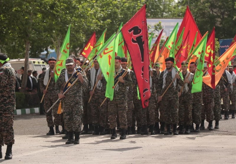 رژه نیروهای مسلح در اردبیل برگزار شد
