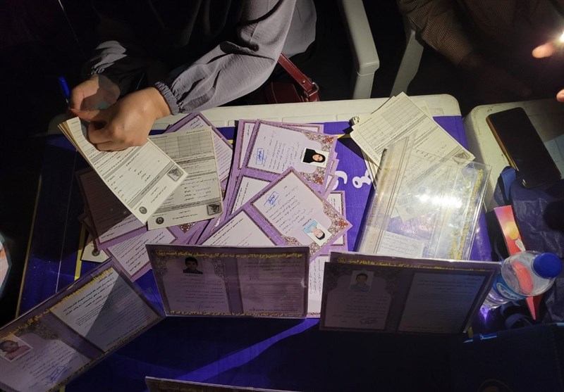 غدیر خم | عید غدیر خم , عید غدیر , مهمانی 10 کیلومتری غدیر , شهرداری تهران , میدان آزادی , میدان ولیعصر(عج) , میدان امام حسین(ع) ,