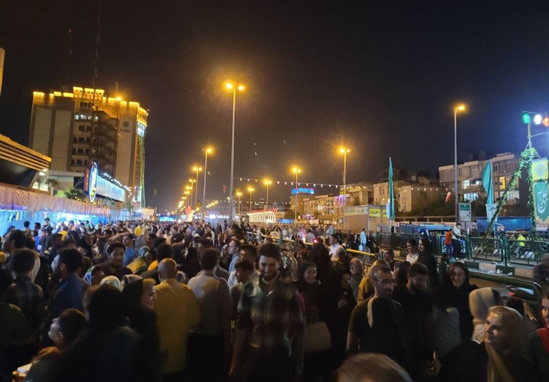 غدیر خم | عید غدیر خم , عید غدیر , مهمانی 10 کیلومتری غدیر , شهرداری تهران , میدان آزادی , میدان ولیعصر(عج) , میدان امام حسین(ع) ,