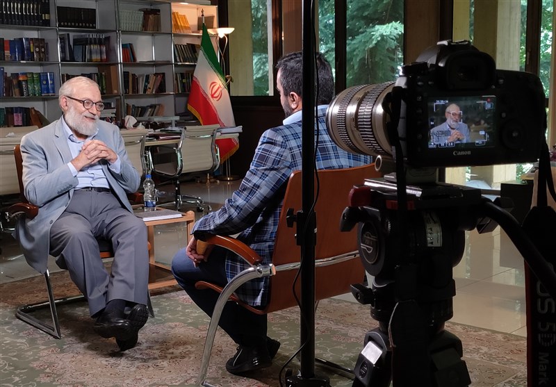 گفتگوی تفصیلی با لاریجانی: رونمایی از توجیه ظریف درباره ترکمانچای اتفاق مهمی بود/ آمریکا در ۳۰۰ سال یک رفراندوم برگزار نکرده؛ عوامفریبی میکنند