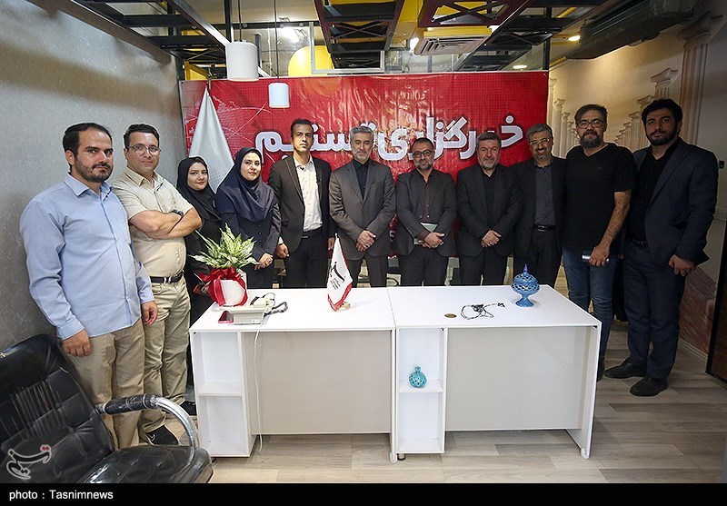 بازدید استاندار همدان از دفتر استانی تسنیم در روز خبرنگار/ قاسمیفرزاد: به اخبار تسنیم اطمینان دارم + تصاویر