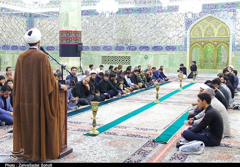 غبارروبی حرم حضرت معصومه(س) با حضور خبرنگاران