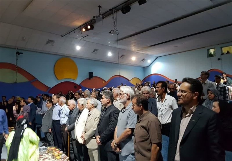 نخستین جشنواره منطقهای شعر محبت در کرمانشاه/ تجلیل از شاعر فقید «دو کاج»