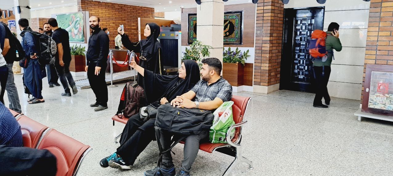 راهاندازی قطار اربعین از ایستگاه راهآهن زاهدان/ زائران سیستان و بلوچستان عازم کربلا شدند + تصاویر