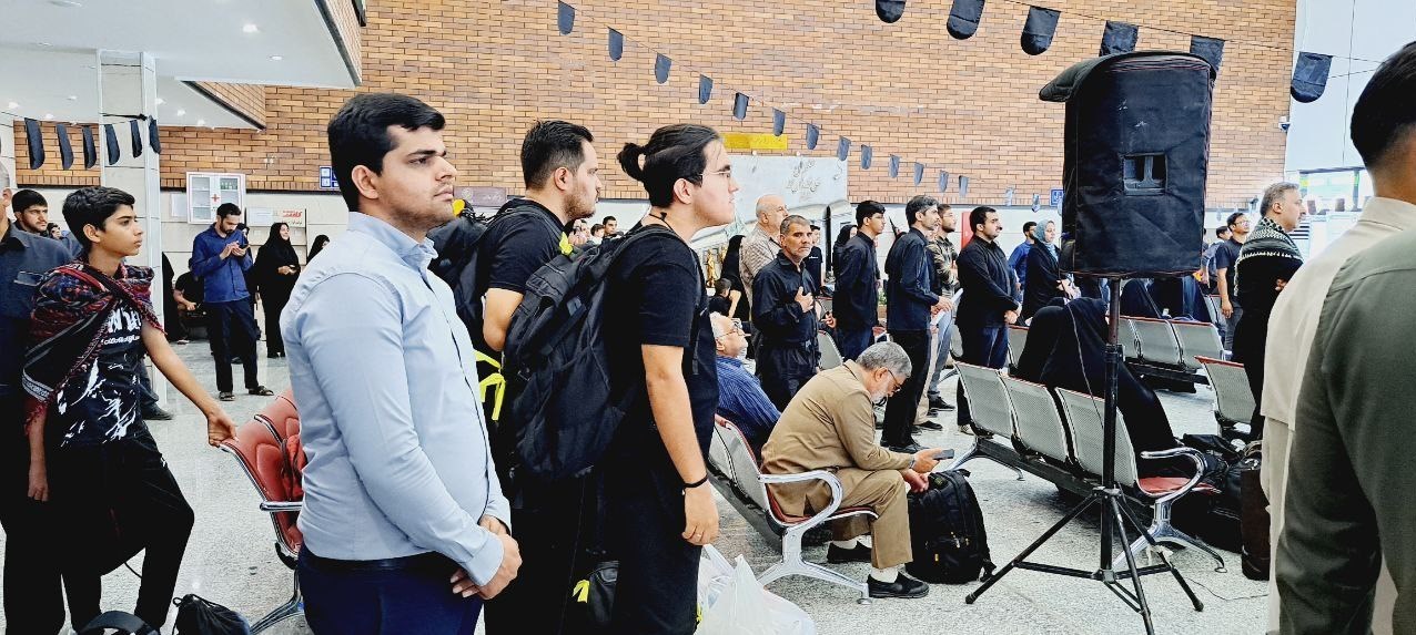 راهاندازی قطار اربعین از ایستگاه راهآهن زاهدان/ زائران سیستان و بلوچستان عازم کربلا شدند + تصاویر