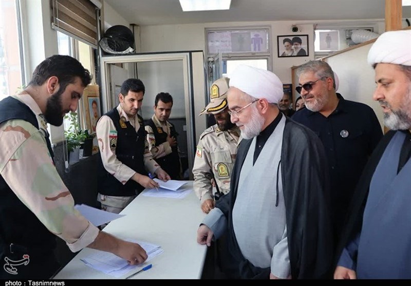 مرز باشماق مملو از عاشقان اربعین/ گزارشی از حس و حال زائران اربعین + فیلم