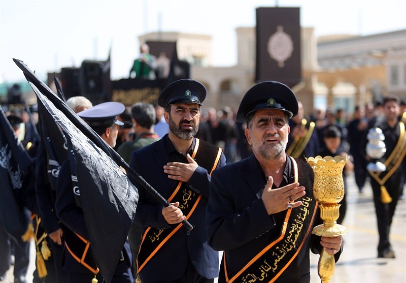 حال و هوای حرم مطهر حضرت معصومه (س) در سالروز شهادت برادر/ قم غرق در عزا و ماتم شد