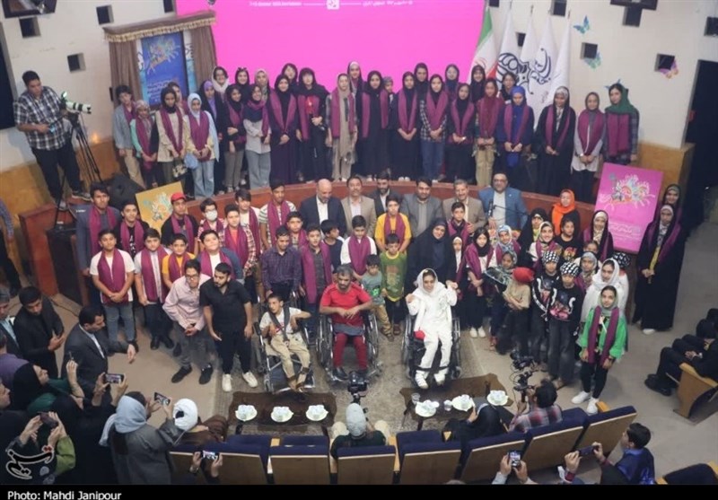 رونمایی از پوستر سیوپنجمین جشنواره بینالمللی فیلمهای کودکان و نوجوانان در اصفهان