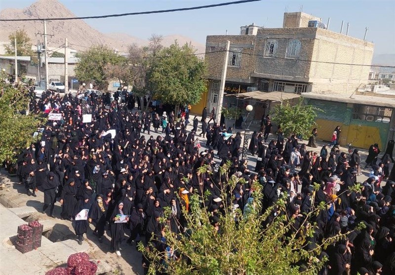 تشییع پیکر شهدای مدافع امنیت "یاسر شجاعیان" و "پوریا خوشنام" در ممسنی