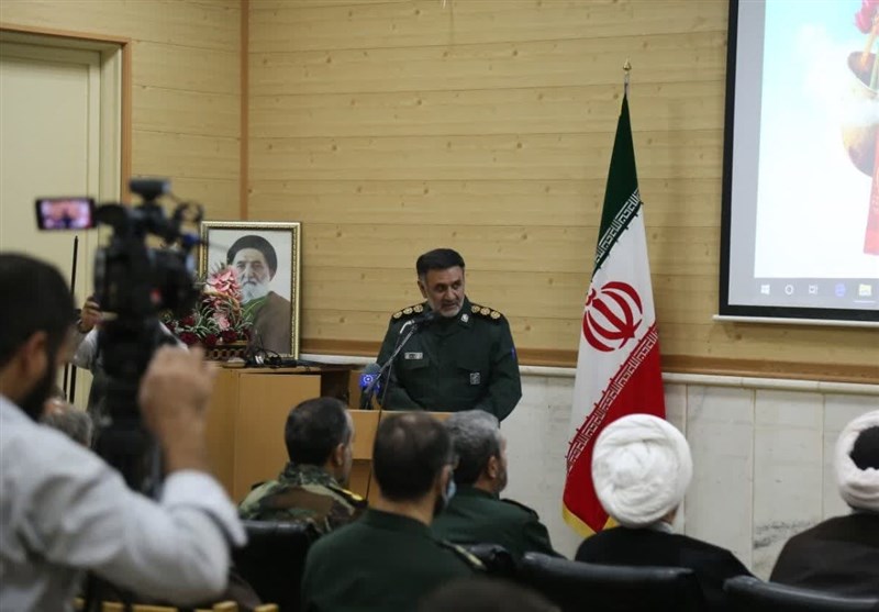 امام جمعه زنجان: واقعیتهای دوران دفاع مقدس به نسل نوجوان و جوان منتقل شود