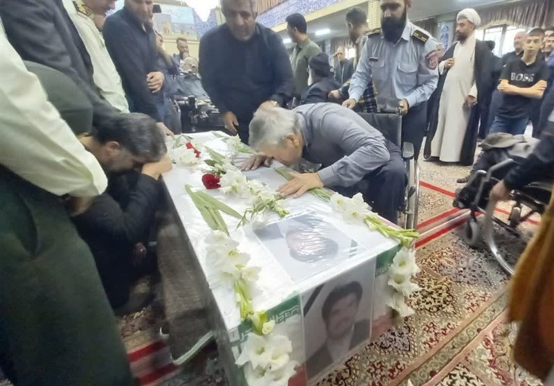 پیکر شهید جانباز ۷۰ درصد در مشهد تشییع و تدفین شد + تصاویر