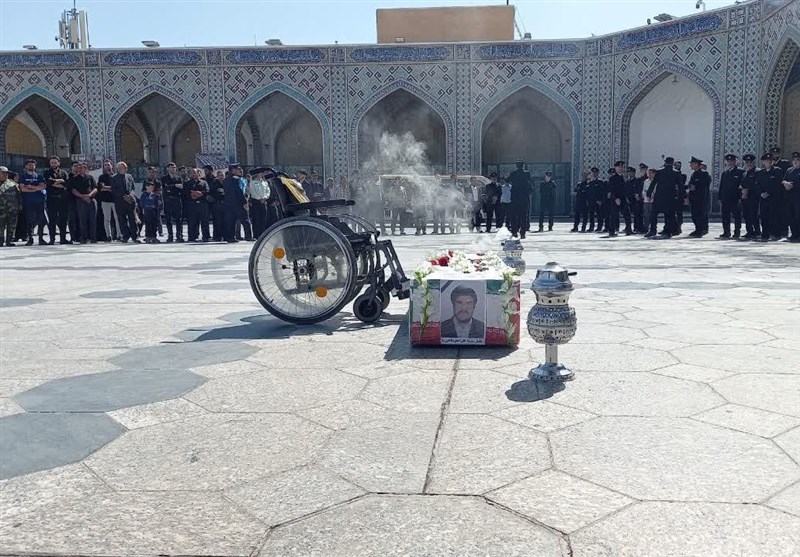 پیکر شهید جانباز ۷۰ درصد در مشهد تشییع و تدفین شد + تصاویر