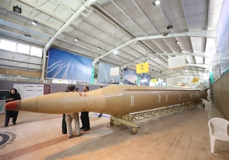 افتتاح نمایشگاه آسمان اقتدار در کرمانشاه/ سرار ریحانی: ابهت شرق و غرب را شکستهایم + تصاویر