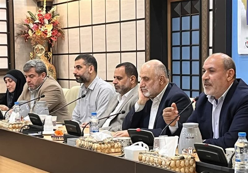 تجلیل از ۱۰۰ همسر شهید استان بوشهر + تصویر