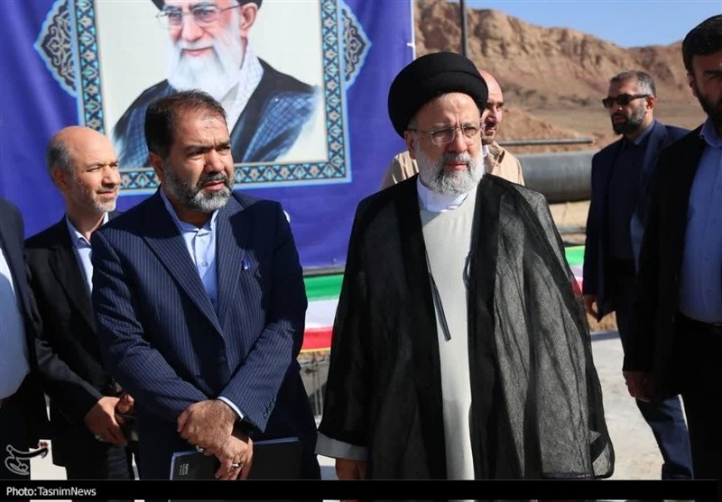 آغاز مرحله دوم انتقال آب دریای عمان به اصفهان/ حمایت رئیسی از انتقال آب دریا/ احیای زایندهرود کلید خورد + تصاویر