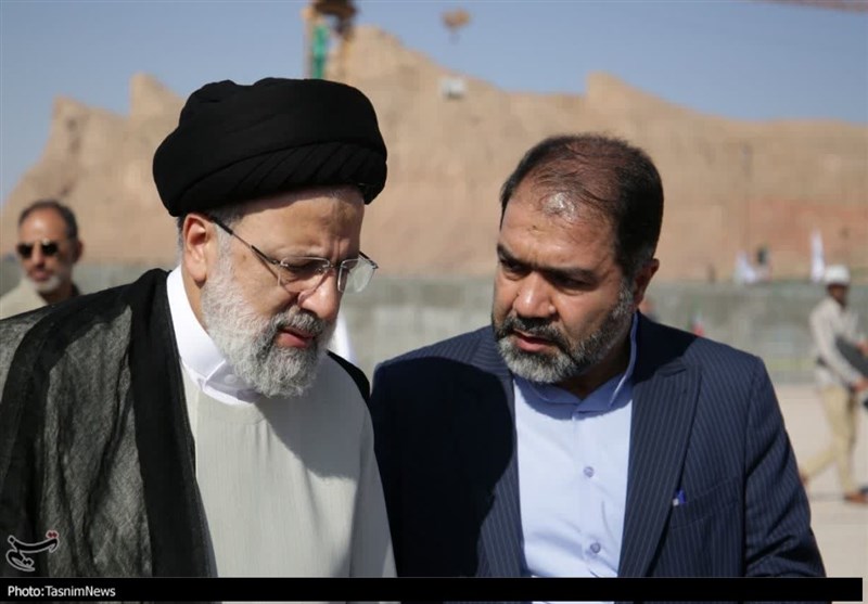 آغاز مرحله دوم انتقال آب دریای عمان به اصفهان/ حمایت رئیسی از انتقال آب دریا/ احیای زایندهرود کلید خورد + تصاویر