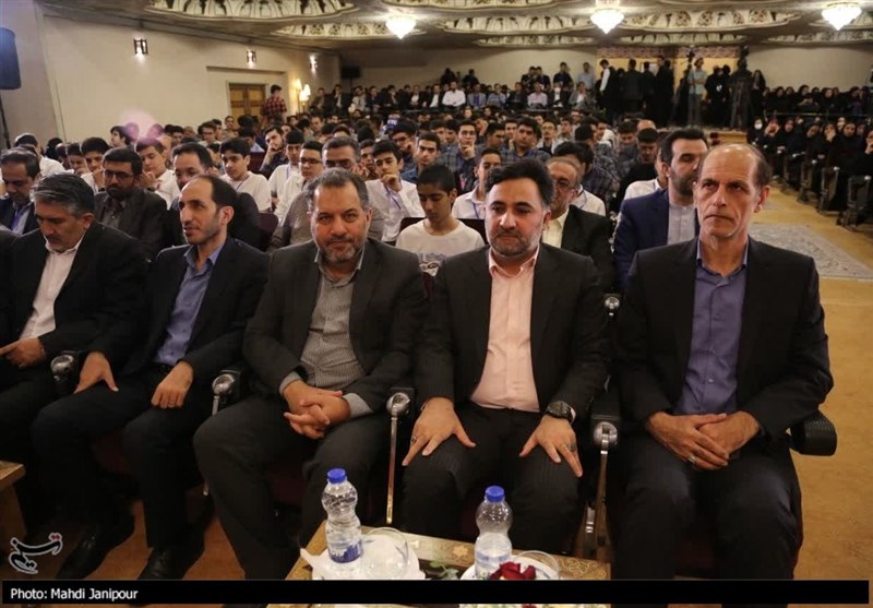 بهرهگیری از "هوش مصنوعی" در نظام تعلیم و تربیت/ مرجعیت علمی را در دست خواهیم گرفت + تصاویر