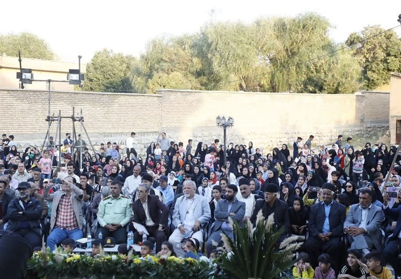 در دومین روز جشنواره نمایشهای آیینی و سنتی چه گذشت؟ + فیلم