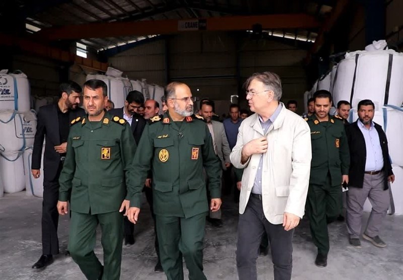 بهرهمندی از ظرفیتهای سپاه برای احیای واحدهای تولیدی و رفع موانع تولید