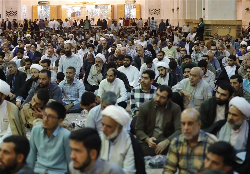 حال و هوای حرم حضرت معصومه (س) در سالروز میلاد پیامبر(ص) و امام صادق (ع)