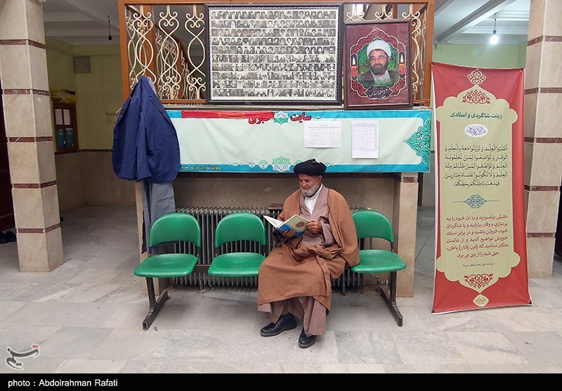 مراسم عمامهگذاری طلاب حوزه علمیه همدان + تصویر