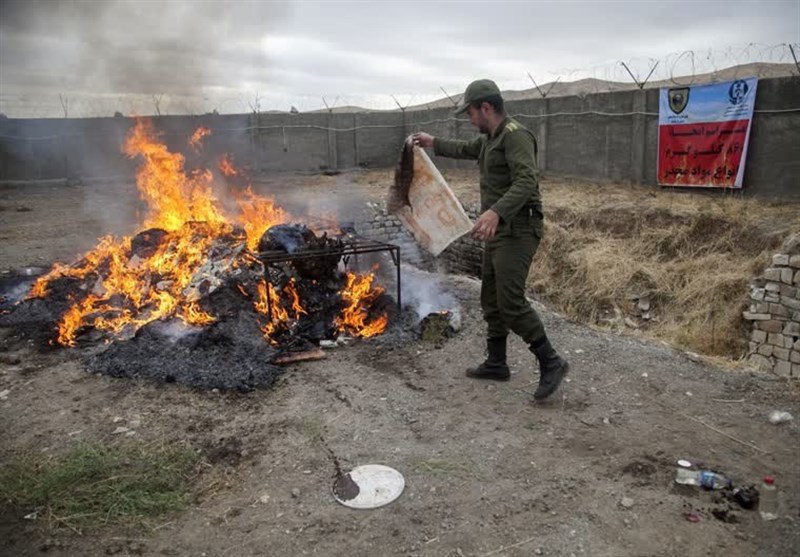 امحای ۸۶۰ کیلوگرم مواد مخدر در استان کرمانشاه + تصویر