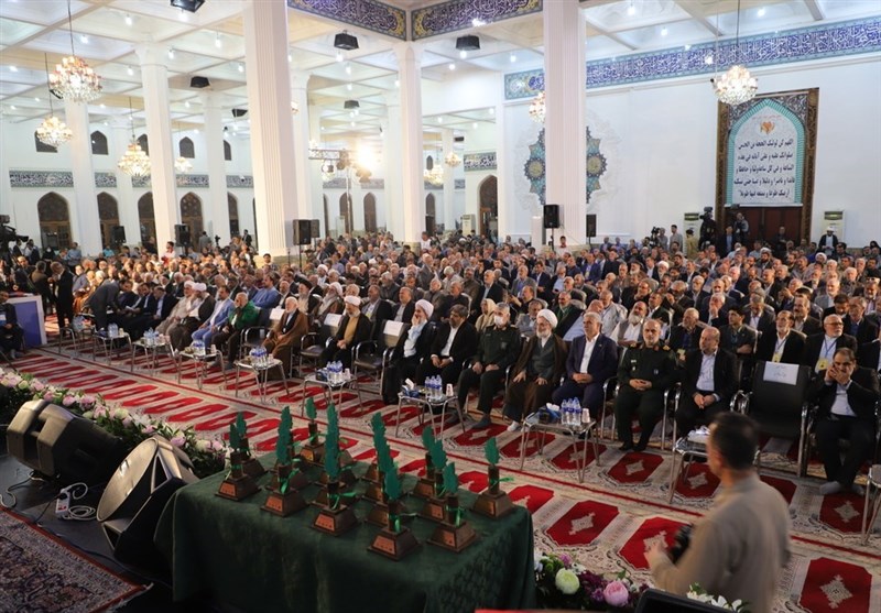 گزارش تسنیم از آنچه در اجلاس بینالمللی پیرغلامان گذشت/ پرچم اجلاس آینده به دیار حاج قاسم رفت + تصاویر