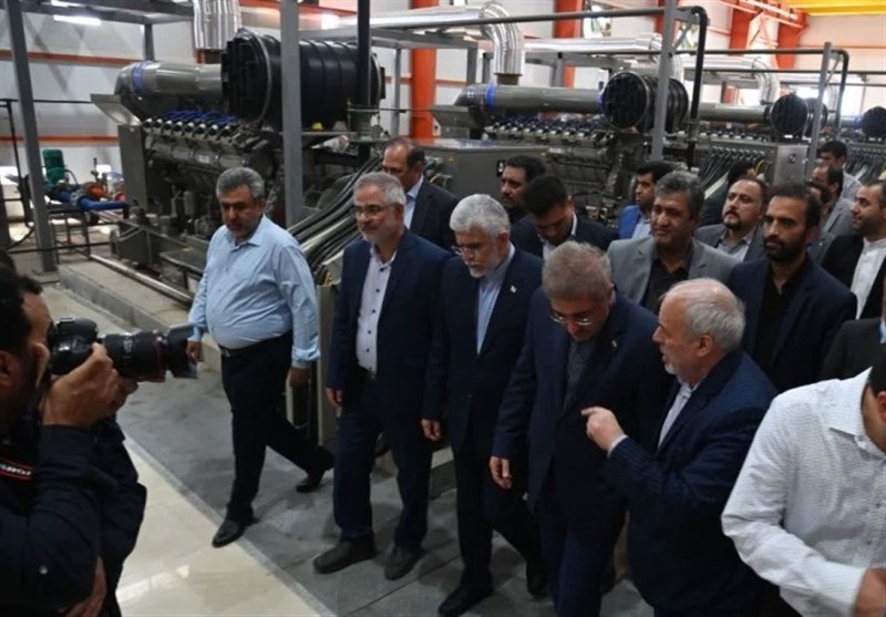 افتتاح نیروگاه ۱۶ مگاواتی سیمینشهر با حضور معاون رئیس جمهور+تصاویر