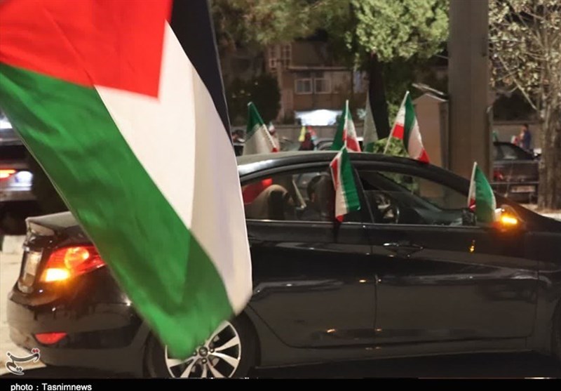 جشن و شادی مردم استان مرکزی در حمایت از عملیات طوفان الاقصی + فیلم و عکس