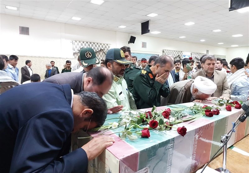 تشییع پیکر مطهر شهید گمنام در نیشابور + تصاویر