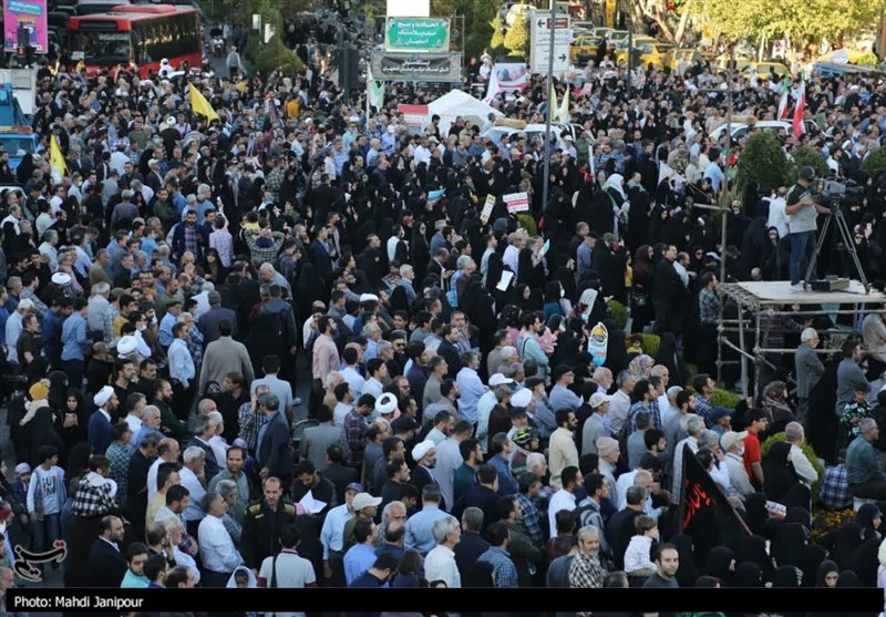 کفنپوشان اصفهانی در حمایت از فلسطینیها به خیابان آمدند/ محکومیت جنایات اسرائیلیها + فیلم و تصاویر