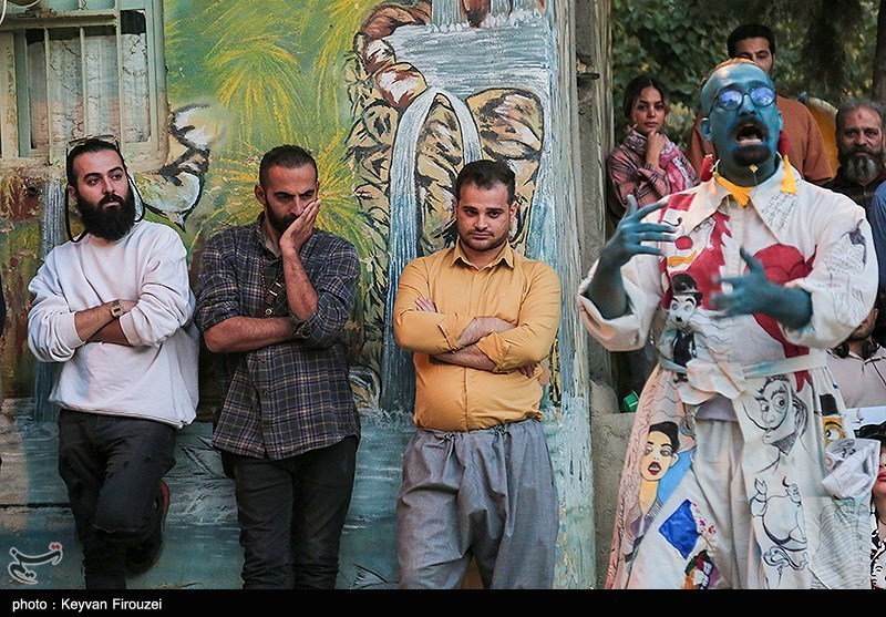 استقبال مردمی از تئاتر خیابانی مریوان + تصاویر