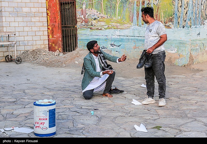 استقبال مردمی از تئاتر خیابانی مریوان + تصاویر