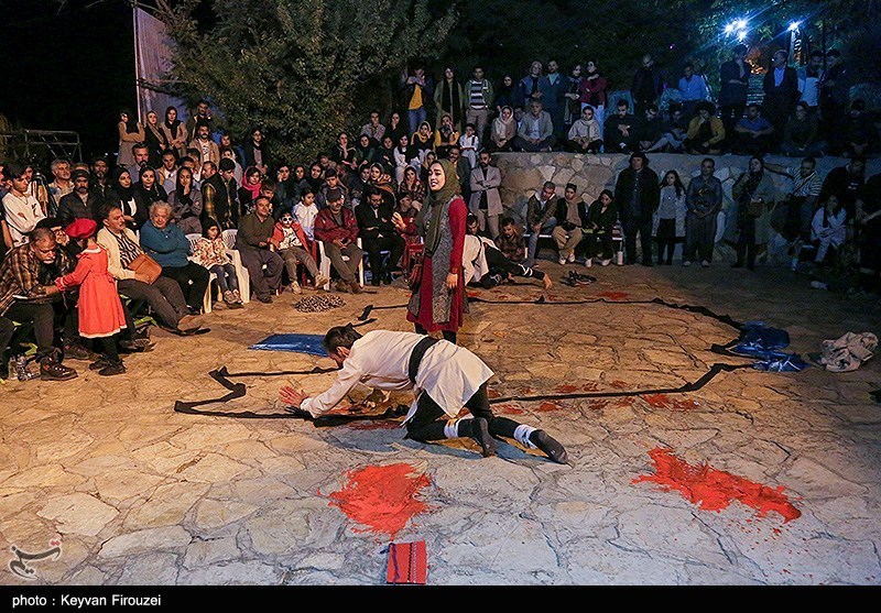 استقبال مردمی از تئاتر خیابانی مریوان + تصاویر