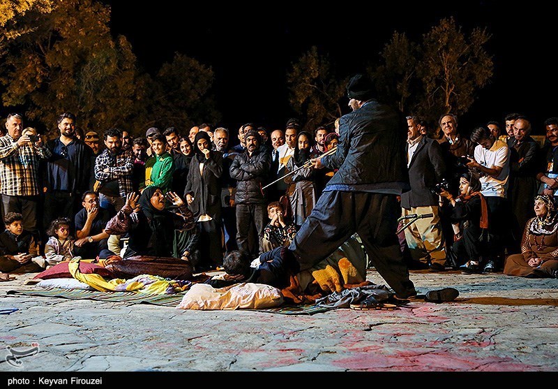 استقبال مردمی از تئاتر خیابانی مریوان + تصاویر