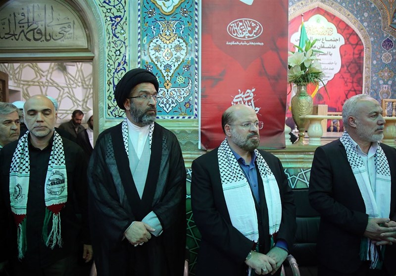 اجتماع بینالمللی عاشقان مبارزه با رژیم صهیونیستی در حرم بانوی کرامت + فیلم و تصاویر