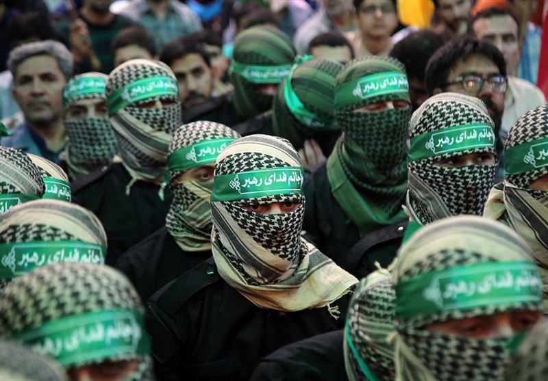 اجتماع بینالمللی عاشقان مبارزه با رژیم صهیونیستی در حرم بانوی کرامت + فیلم و تصاویر