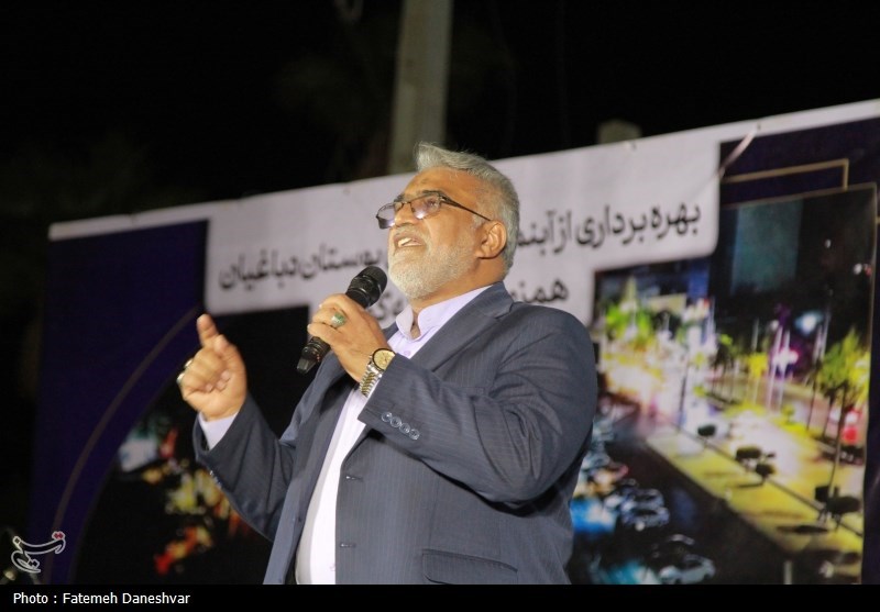 افتتاح آبنمای موزیکال بندرعباس + تصاویر