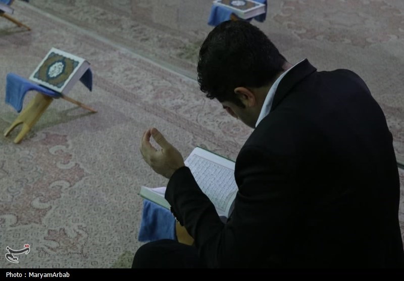 آیین جزءخوانی حرم هلال بن علی آران و بیدگل+تصویر