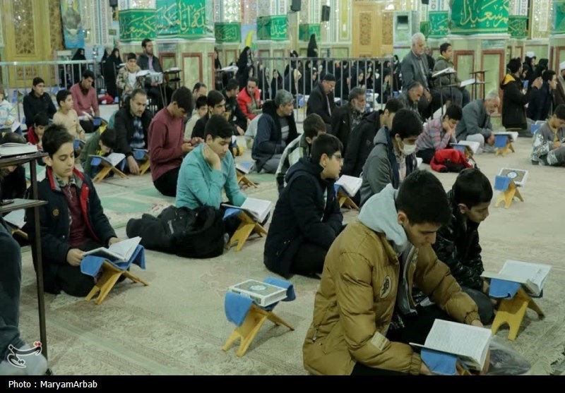 آیین جزءخوانی حرم هلال بن علی آران و بیدگل+تصویر