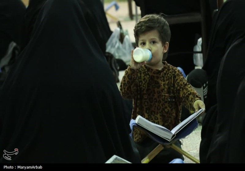 آیین جزءخوانی حرم هلال بن علی آران و بیدگل+تصویر