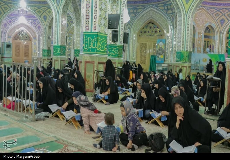 آیین جزءخوانی حرم هلال بن علی آران و بیدگل+تصویر