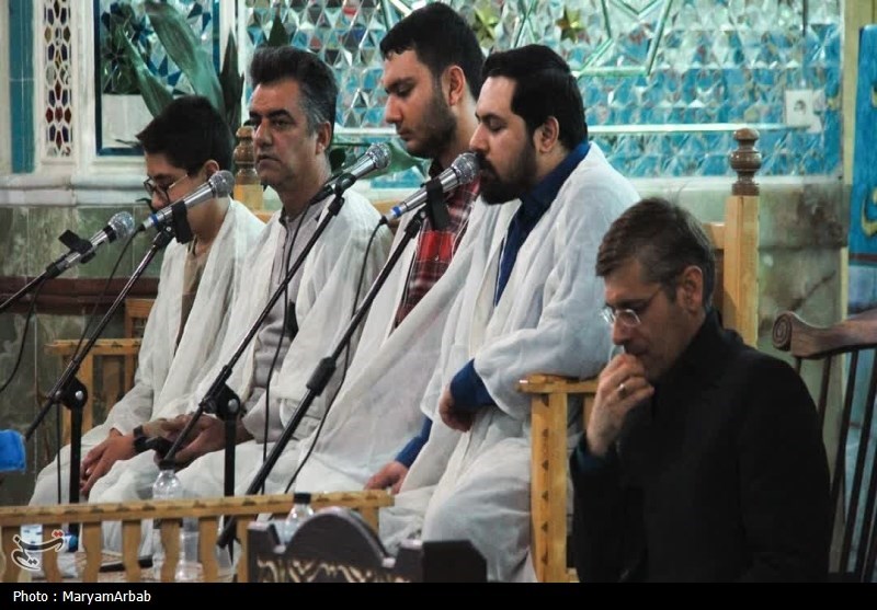 آیین جزءخوانی حرم هلال بن علی آران و بیدگل+تصویر