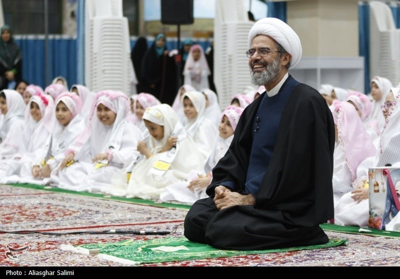 آیین جشن روزه اولیها در بجنورد برگزار شد