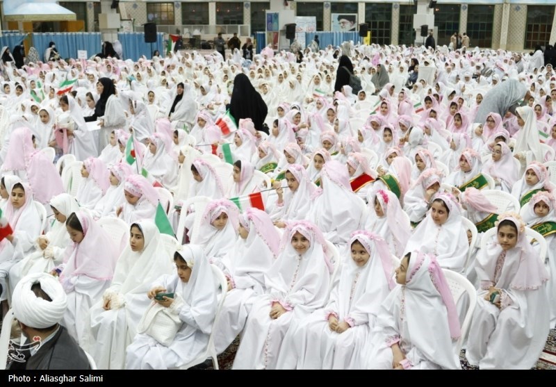 آیین جشن روزه اولیها در بجنورد برگزار شد