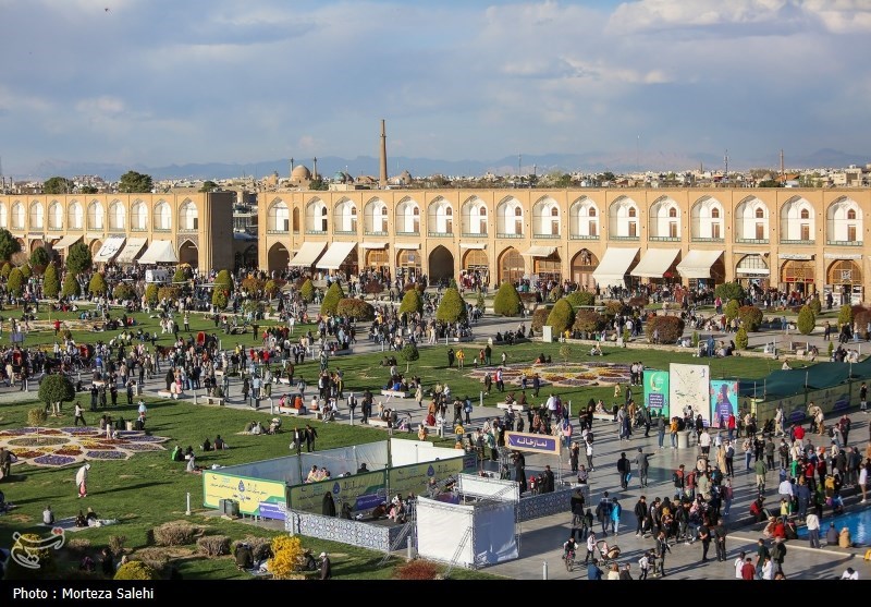 حال خوش مسافران نوروزی در نصف جهان/ اصفهان محبوب + فیلم