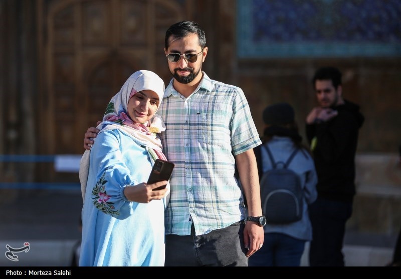 حال خوش مسافران نوروزی در نصف جهان/ اصفهان محبوب + فیلم