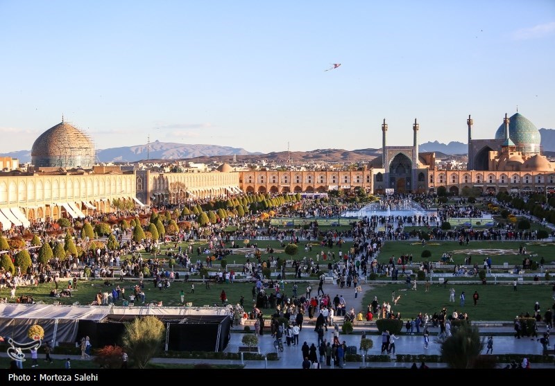 حال خوش مسافران نوروزی در نصف جهان/ اصفهان محبوب + فیلم