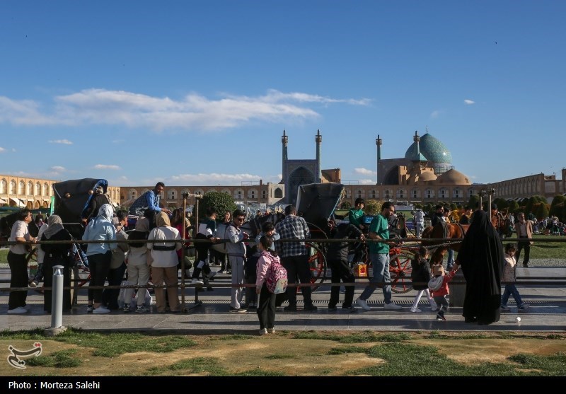 حال خوش مسافران نوروزی در نصف جهان/ اصفهان محبوب + فیلم